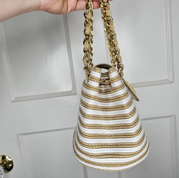 Eric Javits Mini Squishee Star Handbag - Picture 7 of 11